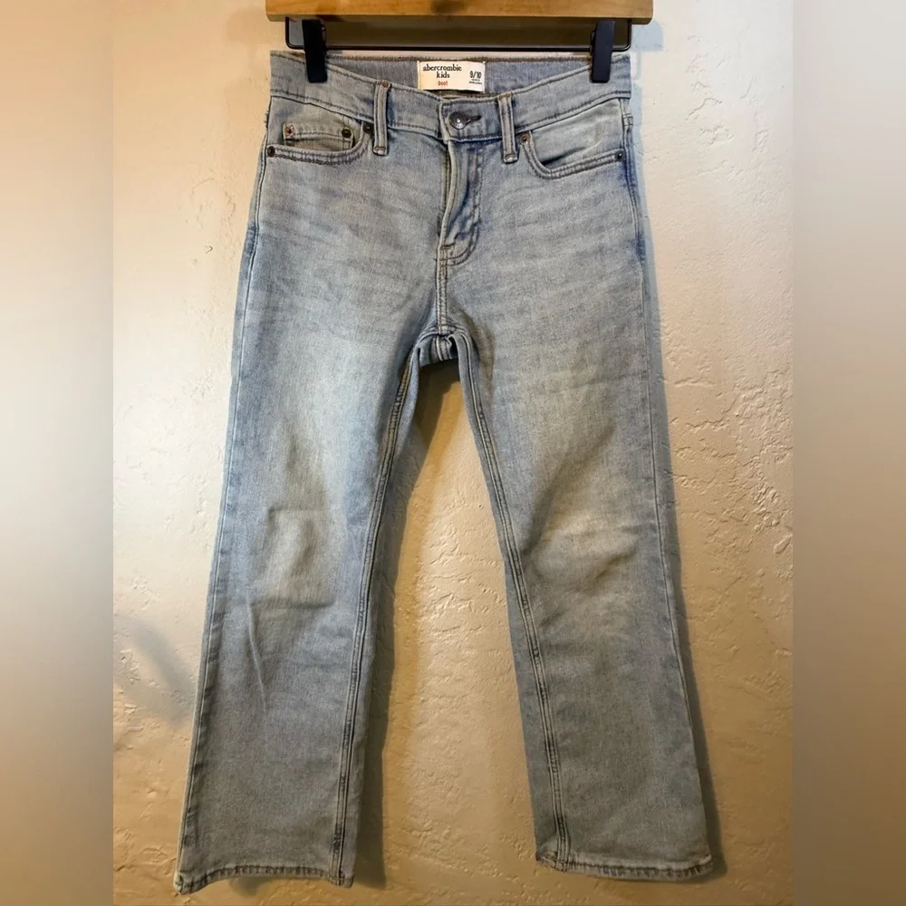 Abercrombie Kids Light Blue Boot Cut Denim jeans Size 9/10